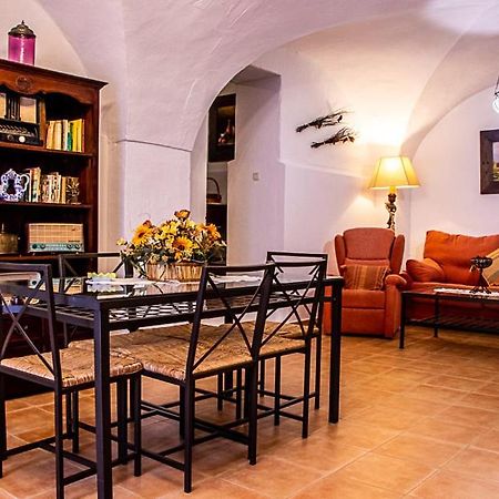Casa Rural Los Gaitanes Valverde de Leganés Extérieur photo