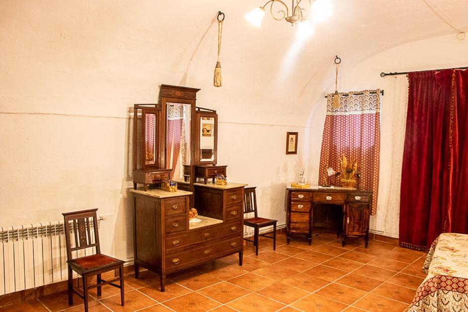 Casa Rural Los Gaitanes Valverde de Leganés Extérieur photo