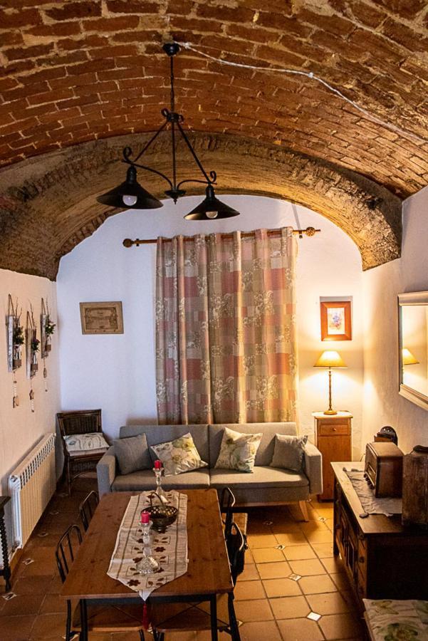Casa Rural Los Gaitanes Valverde de Leganés Extérieur photo