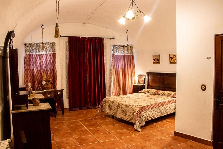 Casa Rural Los Gaitanes Valverde de Leganés Extérieur photo