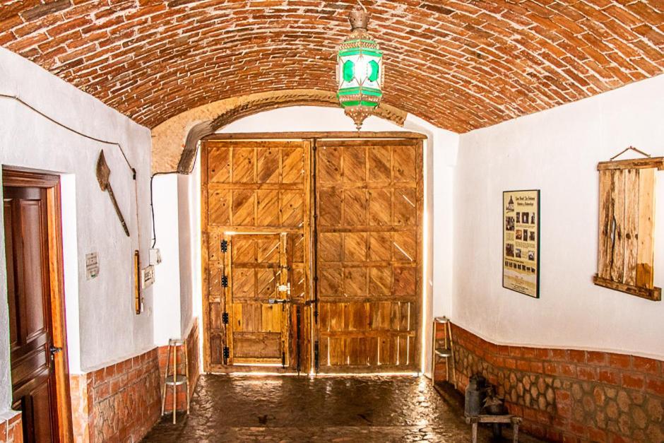 Casa Rural Los Gaitanes Valverde de Leganés Extérieur photo